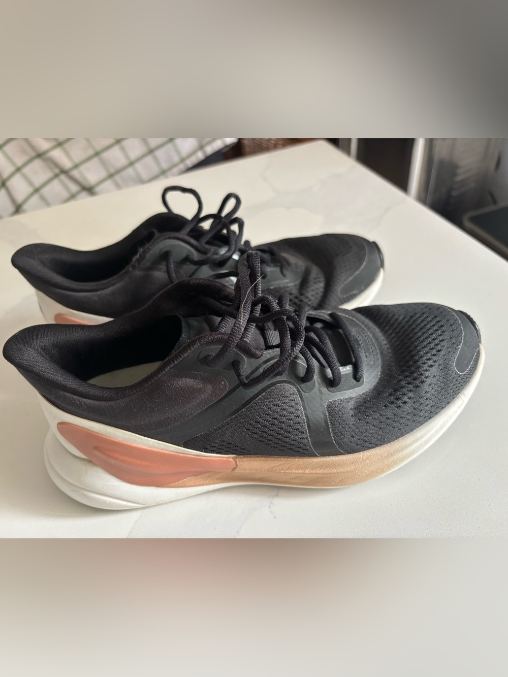 Lululemon Blissfeel Womens Running Shoes
